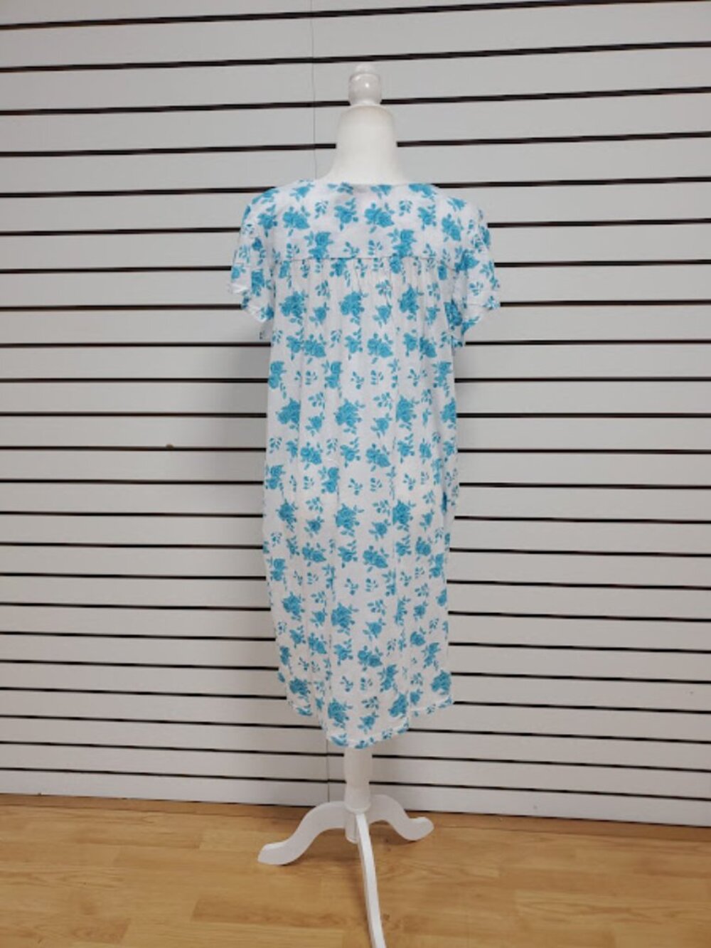 Women's Aqua Floral Cotton Nightdress with Flutter Sleeves 2XL - Picture 2 of 4